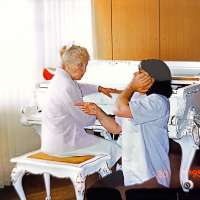 fotografia przedstawiająca prof. Alicję Legieć-Matosiuk i prof. Dariusza Paradowskiego