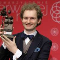 Obrazek z galerii nr 13 wydarzenia 'Piotr Pawlak zwycięzcą Konkursu Czerwonej Róży 2021!'