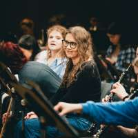 Zdjęcie studentów, którzy biorą udział w nagraniach