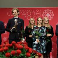 Obrazek z galerii nr 9 wydarzenia 'Piotr Pawlak zwycięzcą Konkursu Czerwonej Róży 2021!'