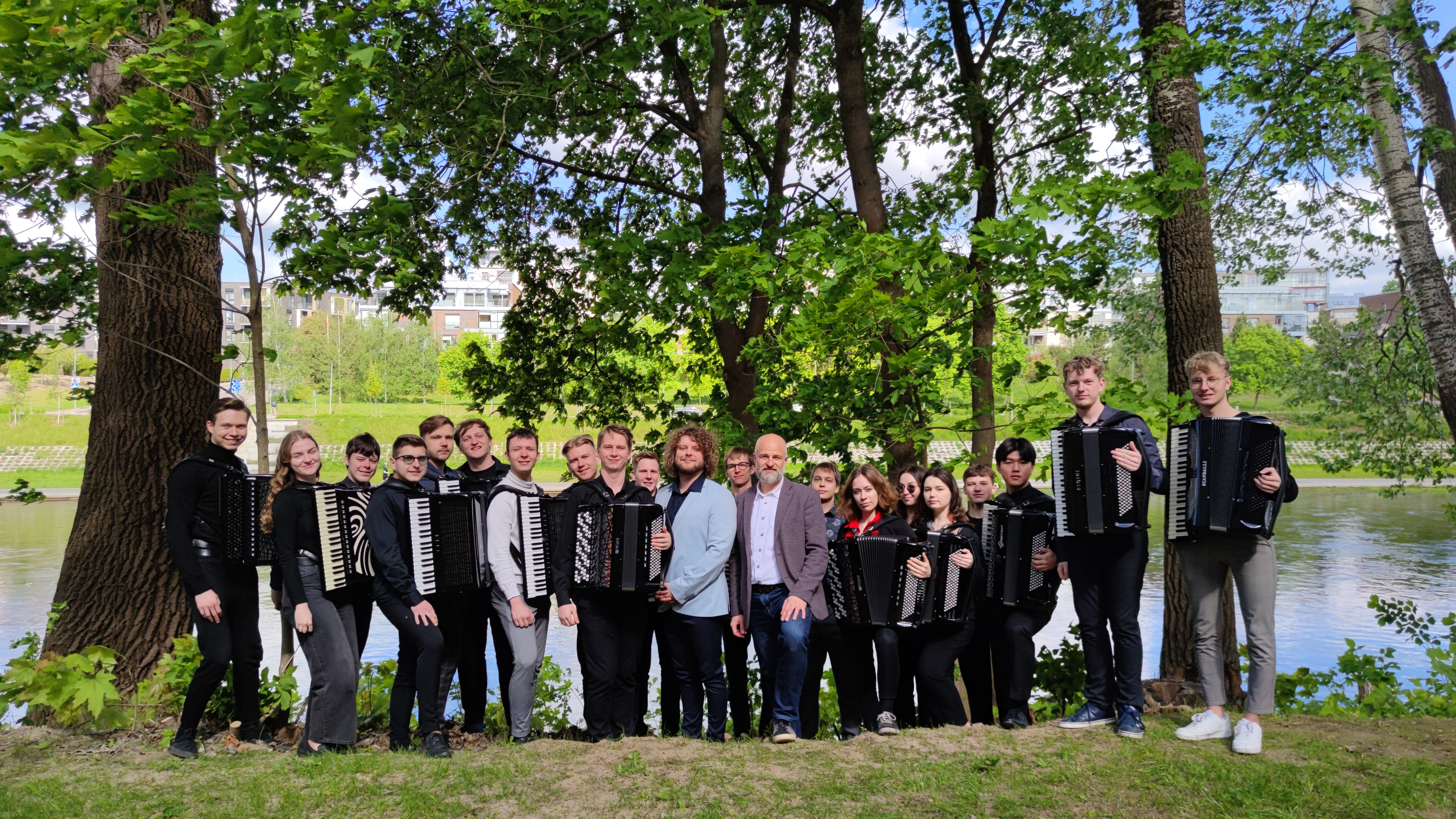 Fotografia zespołu Katedry Organ&oacute;w, Klawesynu, Akordeonu, Gitary, Harfy i&nbsp;Instrument&oacute;w Historycznych&nbsp;