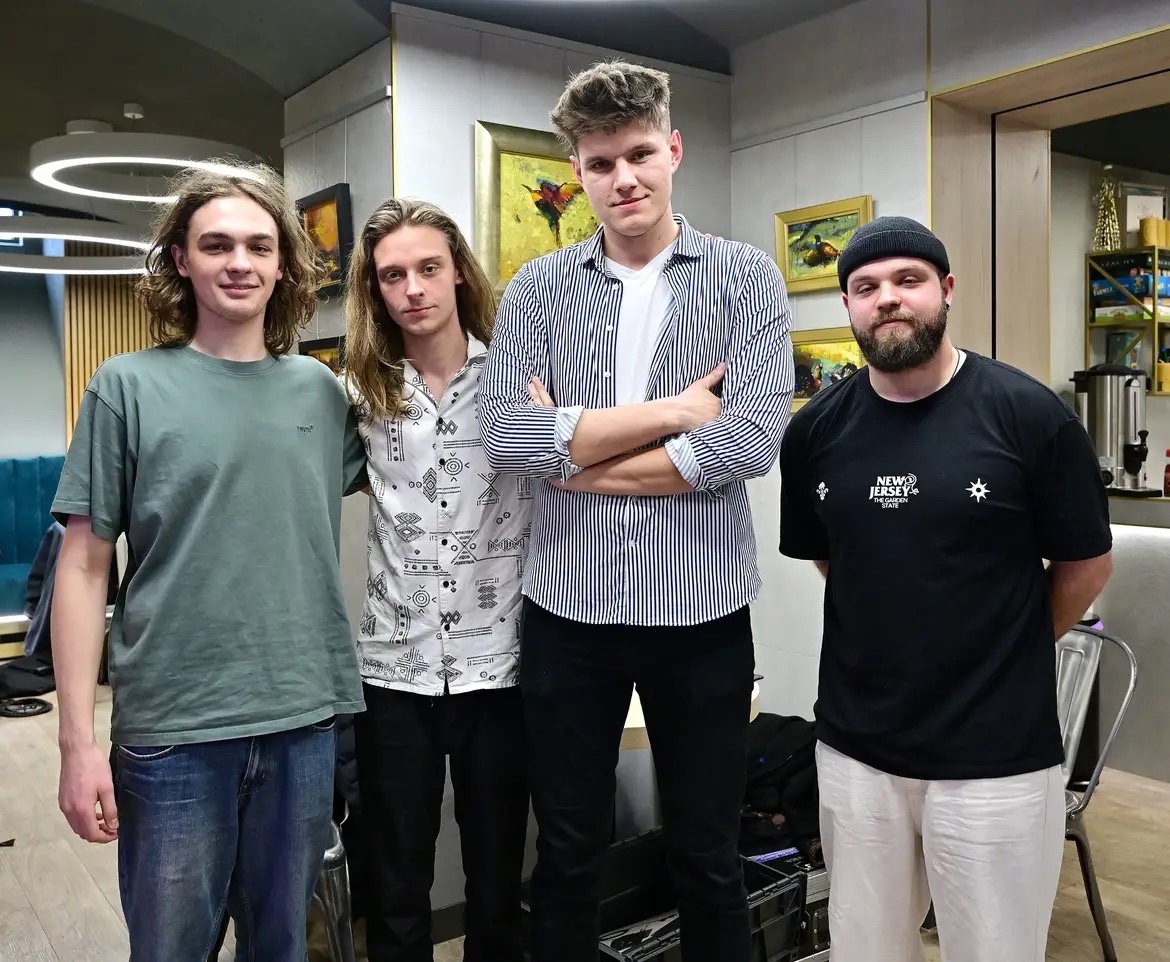 Zdjęcie zespołu z&nbsp;konkursu